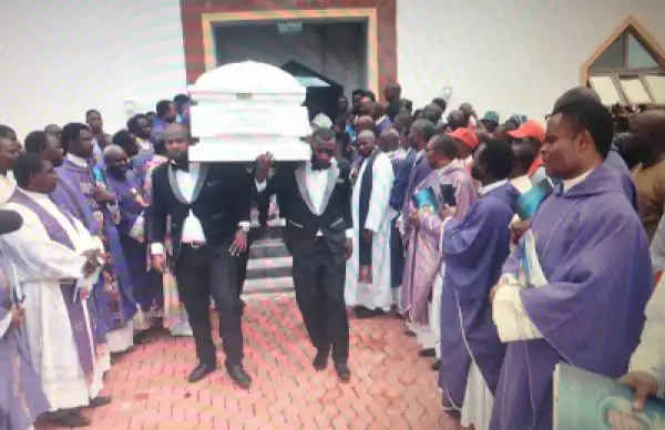 Senator Stella Oduah buries son in Anambra (photos)
